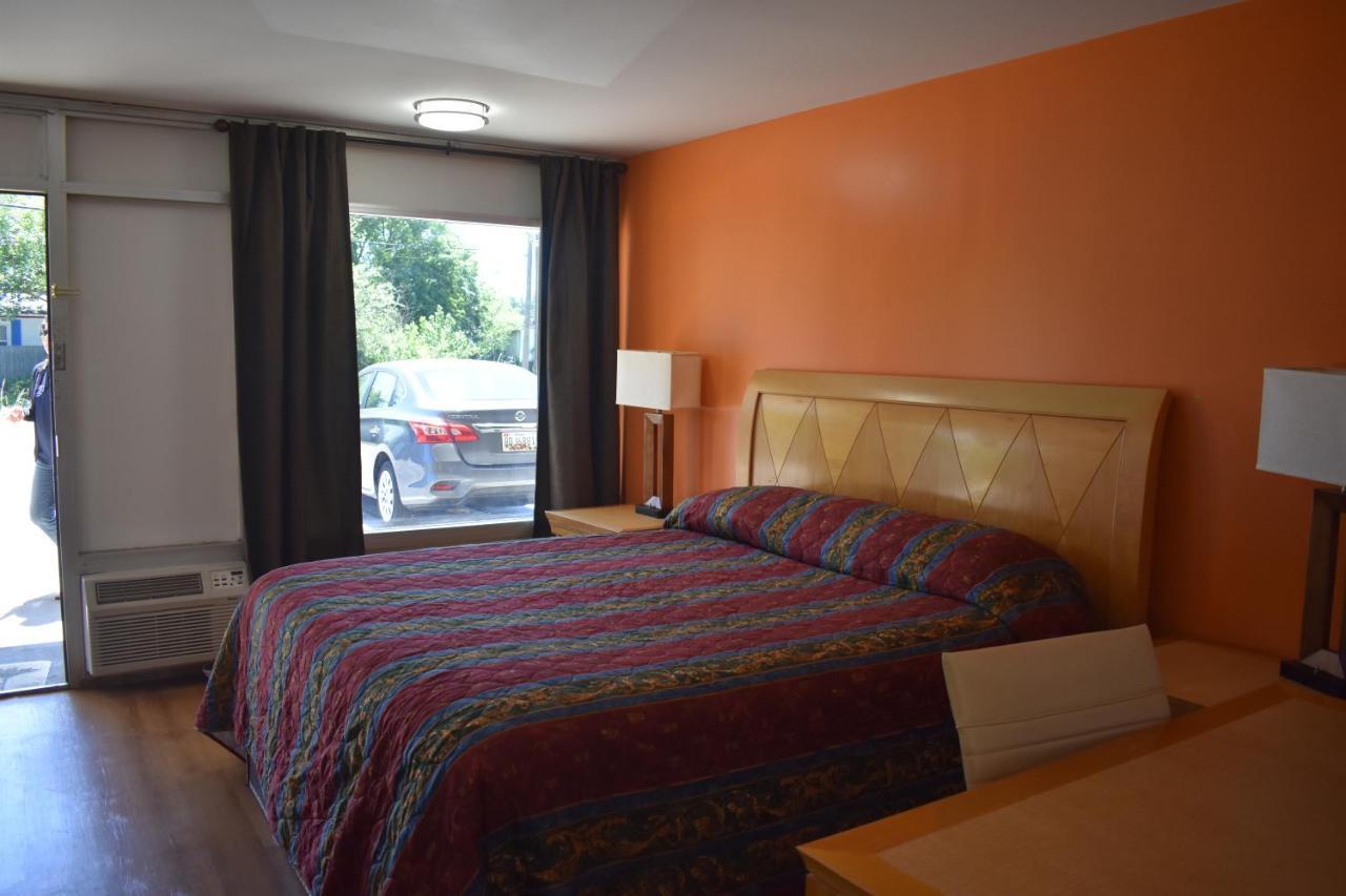 Stay Express Inn นอร์ทชาร์ลส์ตัน ภายนอก รูปภาพ