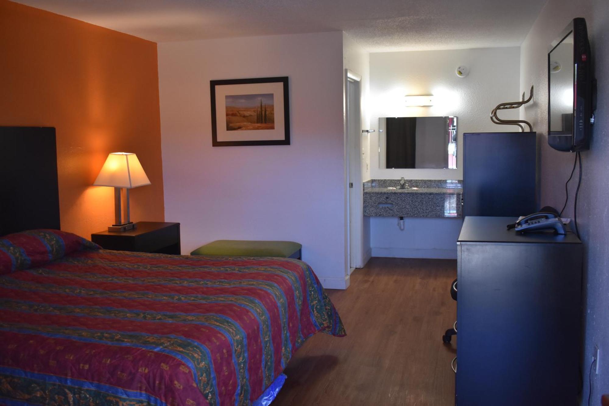 Stay Express Inn นอร์ทชาร์ลส์ตัน ภายนอก รูปภาพ